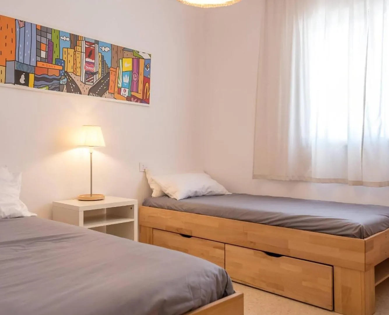 Torremolinos Yellow Fabuloso Andra Apartment